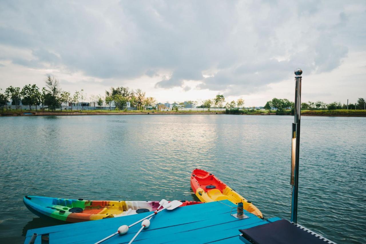 Canoe And Fishing , Free Pickup Villa Batam Eksteriør bilde